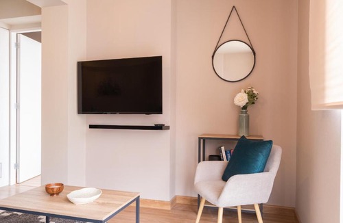 San Isidro Centro Financiero Apartment | Sophisticated Apartment in Financial Area by GLOBALSTAY