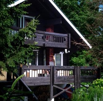 Niseko House | SOSHIZI - Living with Water and Green