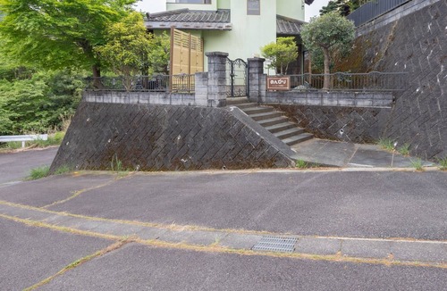 Izu House | Spacious 140m2 openair bath with 100 hot spring /Izu Shizuoka