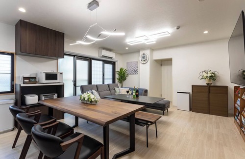 Nakagyo Ward House | Spacious 200㎡ Home｜Nijo Castle View, 4Bedrooms, Karaoke, Family Bath, Sauna