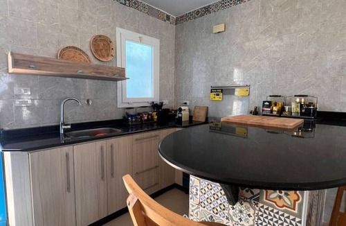 Ad-Dab'ah Apartment | Spacious 3BR Apartment w Rooftop Terrace&Jacuzzi