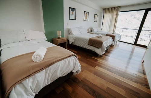 Primavera Apartment | Spacious 4 Bedroom Full Apartment, a few Minutes From the Main Square