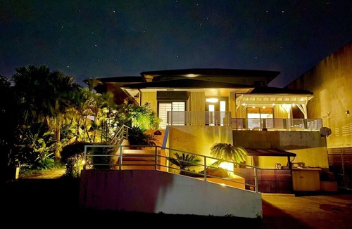 Okinawa Villa | Spacious 5-bedroom villa in beautiful Nanjo with AC and gym