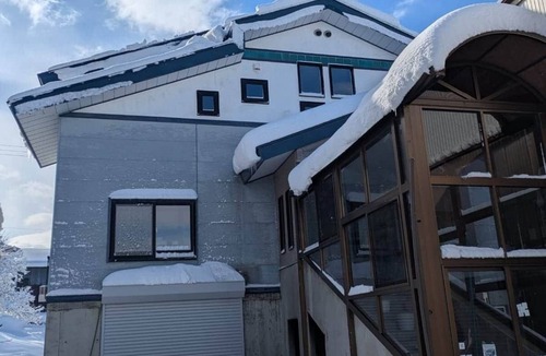 Myoko House | Spacious Mountain House in Myōkō