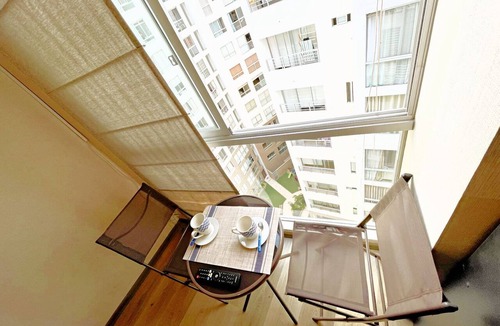 Tejada Alta Apartment | Spacious private room with private bathroom and TV