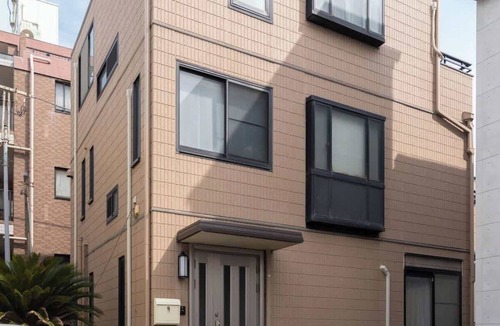 Fujisawa Villa | Spacious Shonan Beach Villa 2-min walk to Beach, near Enoshima Island & Kamakura