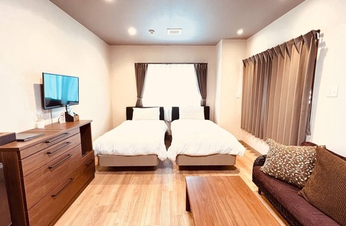 Matsuyama House | Spacious twin room 6C /Naha Okinawa