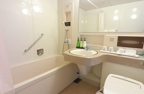 Ishiwaki House | Standard Twin room No mealsNonsmoking River view /Yurihonjo Akita