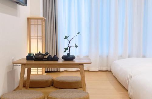 Yushima House | star house akihabara ueno tokyo