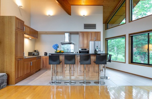 Niseko House | Starchase by H2 Life