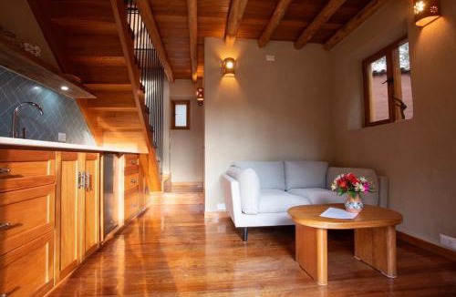 Urubamba House | Stunning 1BR House in Camino Real