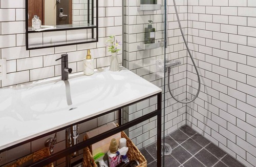 Higashiazabu Apartment | Stylish and homey space! // Alt Stay Azabudai 401