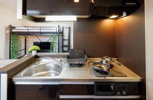 Shiroishi Apartment | Sun court 平和通 902