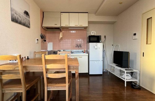 Ichikawa Apartment | Sun white Gyoutoku 301