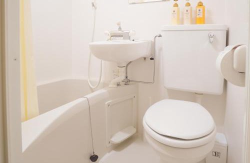 Nishinari House | Sunflower Hotel 203, Osaka, Namba & Shinsaibashi