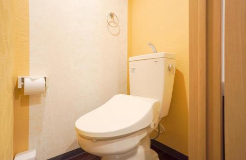 Nishinari House | Sunflower Hotel 401, Osaka, Namba & Shinsaibashi