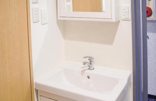 Nishinari House | Sunflower Hotel 601, Osaka, Namba & Shinsaibashi