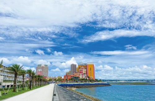 Chatan Hotel | Sunset Resort Mihama -SEVEN Hotels and Resorts-