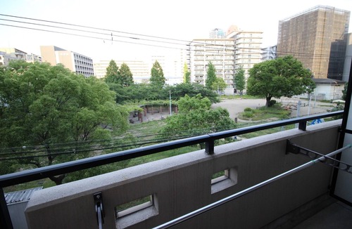 Kita Apartment | Superb location for 6p10 min walk from UmedaEquipped with projector - Precioso Umeda 301 /Osaka Ōsaka