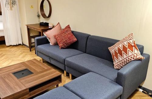 Minamiazabu Apartment | supiahouse