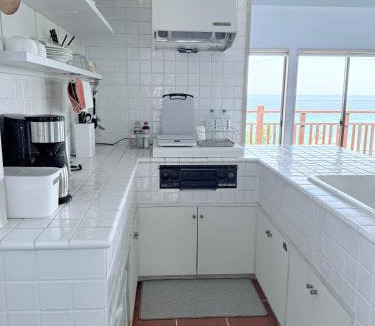 Nishi Ward House | Surf Stay ITOSHIMA