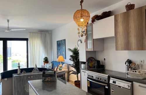 Ad-Dab'ah Apartment | Swan Lake upper chalet wit rooftop