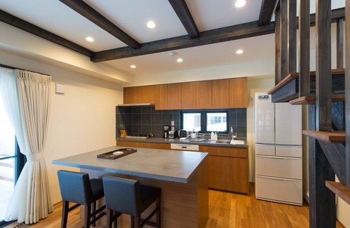 Hirafu House | Tahoe Lodge by H2 Life