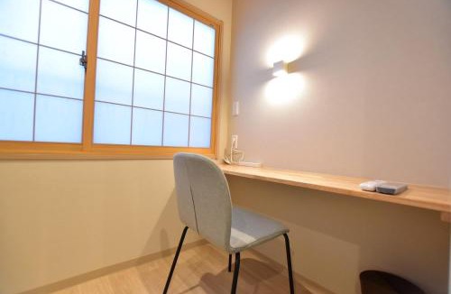 Higashinari House | Tamatsukan 玉津館, Detached Hse, JR Tsuruhashi 7min, Kansai Airport 關西空港 57 mins, Namba 6 mins, Nihonbashi 4 mins, Universal Studio 37 mins, Nara 30 mins, Early Check In