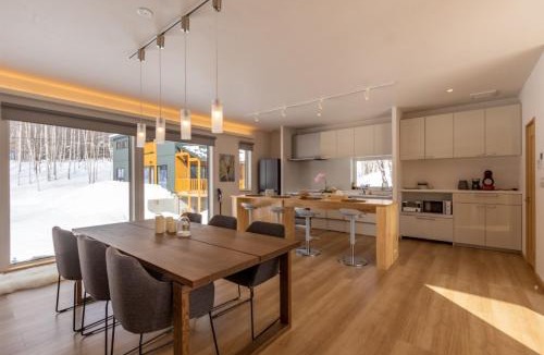 Rusutsu House | Tanuki House with spacious living room close to Rusutsu Resort