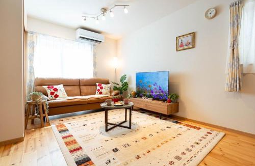 Suehiro Cho House | tazuraya-suehiro-一棟貸切-無料駐車場