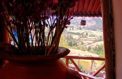 Pisac Hostel | Temple of the Sun Maska