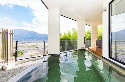 Yufuin Onsen Villa | TERRA Yufuin