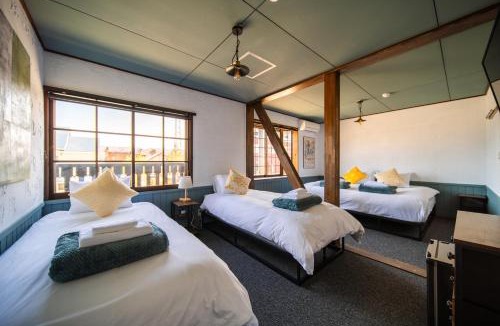 Echo Land Hotel | The Bears Lodge