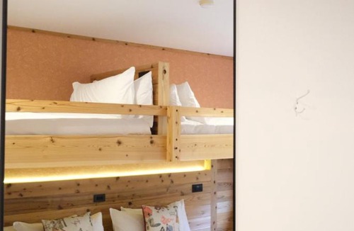 Shinano Hotel | The Brueys Lodge Tangram Madarao