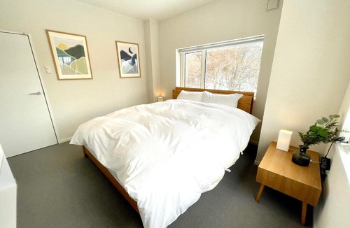 Niseko House | The Bunker at Yunosato