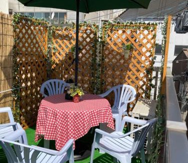 Nishinari Hotel | The Familiar Inn ー 2 min walk to subway, 5 min to Namba Station