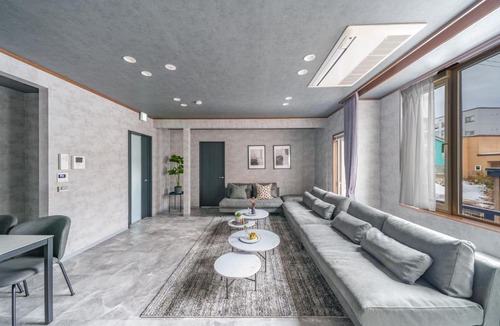 Shiroishi Apartment | The Halcyon