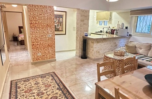 Heliopolis Apartment | The Helio Suite Modern 1 bdrm