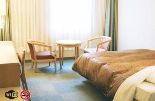 Nishi-Shinjuku Hotel | THE KNOT TOKYO Shinjuku