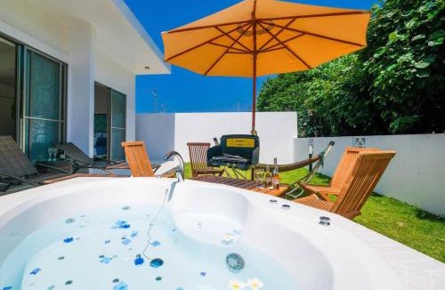 Nakijin Villa | The KOURI 海まで30秒の絶景ヴィラ 星空ジャグジーとBBQ 最大10名 ペット可