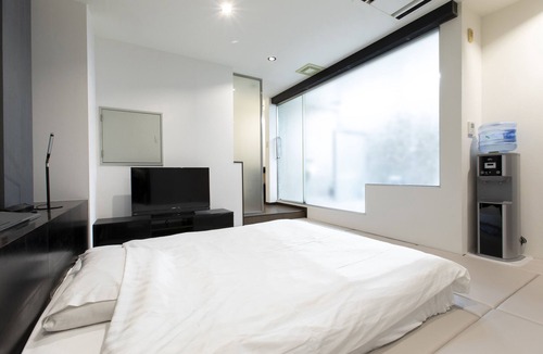 Togo Hotel | The Manga Hotel Togo