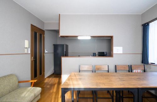 Urayasu Apartment | The Nekozane HAUS