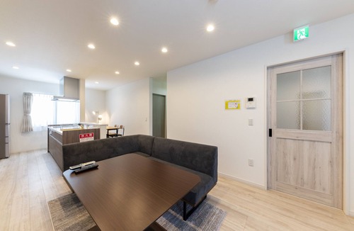 Tomakomai House | The Onyx Tomakomai