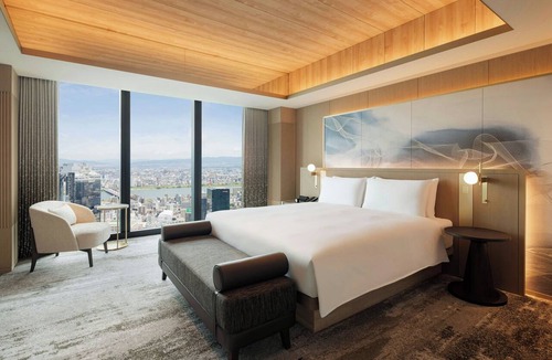 Umeda Hotel | THE OSAKA STATION HOTEL, Autograph Collection