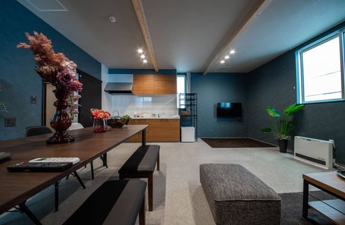 Chuo-ku House | THE PLAZA HOTEL S4W12