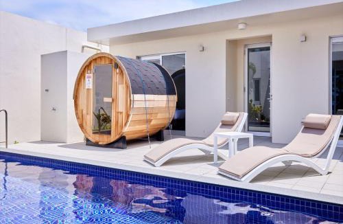 Shinzato Villa | The Pool & Sauna Villa MOTOBU