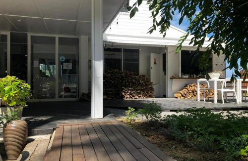 Kisami Cabin | The Surf Lodge White Beach