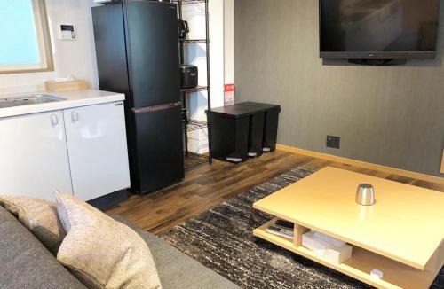 Higashiikebukuro Apartment | The underz suite residence Ikebukuro by Tranova