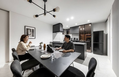 Asahikawa House | THE VELLMORE