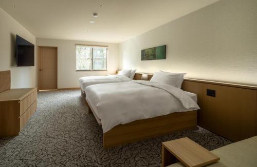 Karuizawa Villa | The Villa Nobilis Karuizawaーノビリス軽井沢ー表情の違う2棟のヴィラ